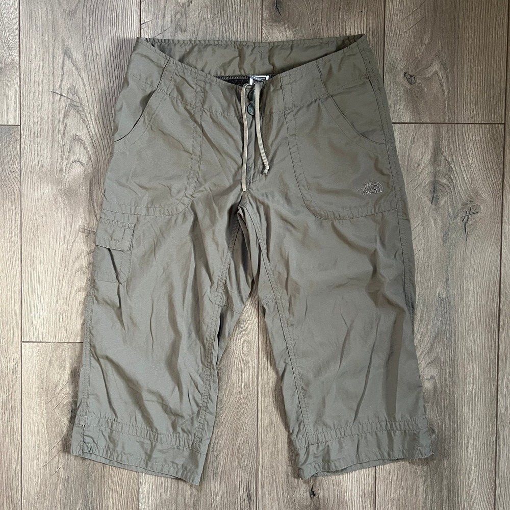 North‎ Face Womens Size 4 Gray Khaki Cargo Bermuda Shorts Hiking Outdoors
